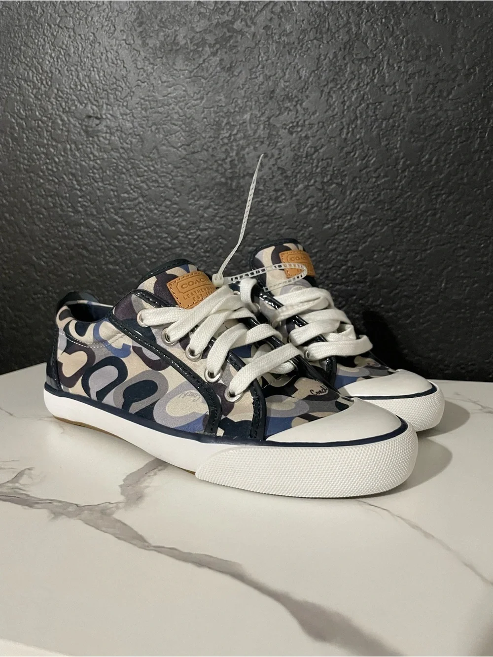 Coach Barrett A1664 Signature Sneakers Grey Multi Navy Size 6 New in Box